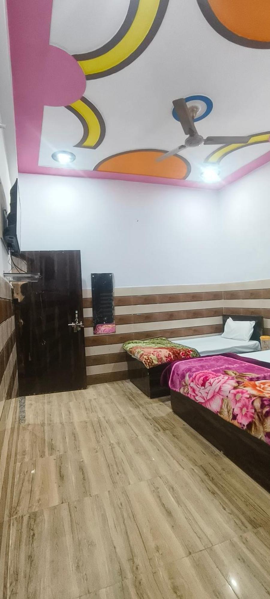 Hotel K.D.Dham Near Prem Mandir1 Vrindāvan Exterior foto